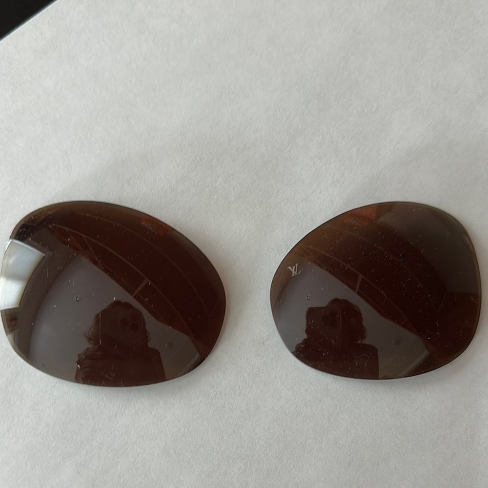 Yves Saint Laurent Brown Sunglass Lenses